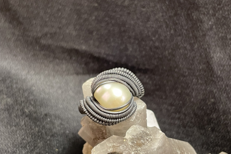 Pearl Oxidized Sterling Silver Ring Size 6.25