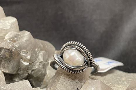 Pearl Oxidized Sterling Silver Ring Size 5.5