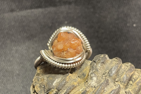 Etched Garnet Sterling Silver Ring Size 7 Etched Garnet Sterling Silver Ring Size 7