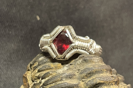 Rhodolite Garnet Sterling Silver Ring Size 6.5-7 Rhodolite Garnet Sterling Silver Ring Size 6.5-7